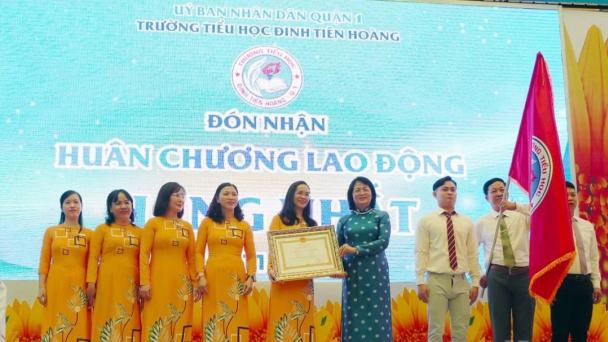 TP.HCM: Ngôi trường 100 tuổi đón nhận Huân chương Lao động Hạng Nhất