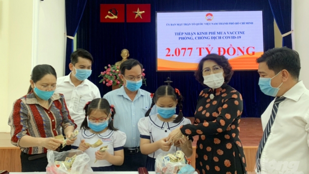 TP.HCM: Hơn 2.000 tỷ đồng ủng hộ Quỹ phòng, chống dịch Covid-19