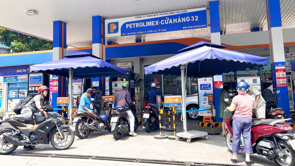 Xung đột Trung Đông làm năng lượng biến động, TP.HCM đảm bảo nguồn xăng dầu