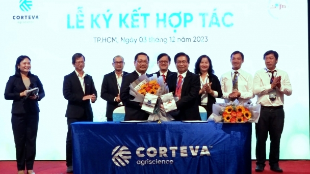 Sofri và Corteva Việt Nam hợp tác nghiên cứu phát triển cây sầu riêng