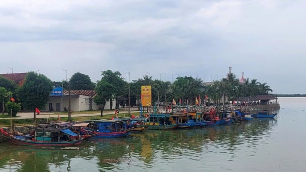 Tất cả tàu thuyền của Nghệ An đã vào nơi an toàn