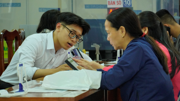 Trợ cấp có, nhưng... tái nghề khó