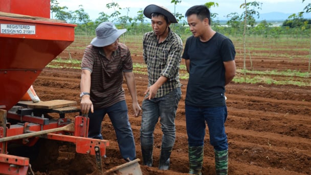 Ba chàng 'ngự lâm' biến đất đỏ bazan Đăk Lăk thành cỗ máy in tiền