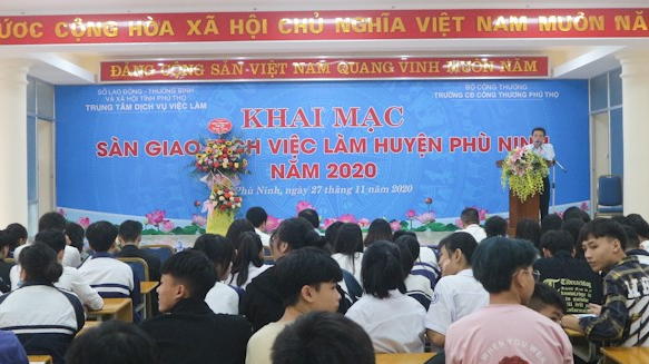 Phú Thọ: Khai mạc sàn giao dịch việc làm huyện Phù Ninh năm 2020