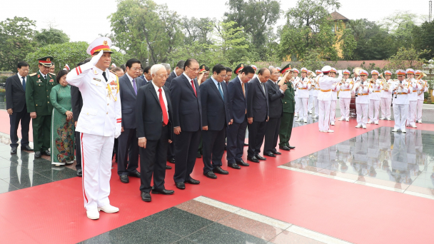 Lãnh đạo Đảng, Nhà nước vào Lăng viếng Chủ tịch Hồ Chí Minh