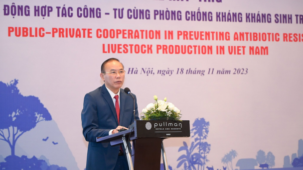 Hợp tác công - tư để phòng, chống kháng kháng sinh trong chăn nuôi