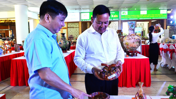 327 tác phẩm dự hội thi sản phẩm làng nghề TP Hà Nội