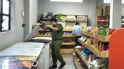 Xử phạt 310 triệu đồng đối với 53 cơ sở vi phạm an toàn thực phẩm