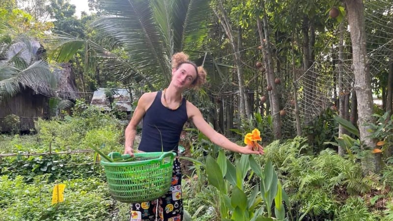 Nông trại hữu cơ đón du khách từ hơn 30 nước tới tham quan, trải nghiệm