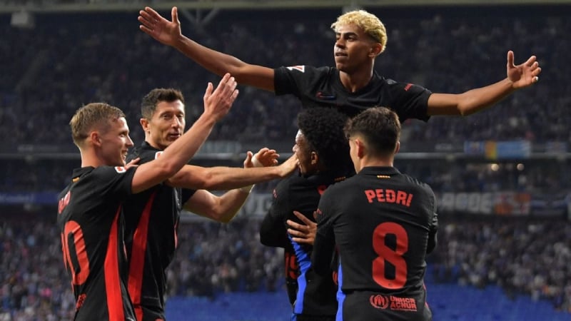 Yamal tỏa sáng, Barcelona vô địch La Liga