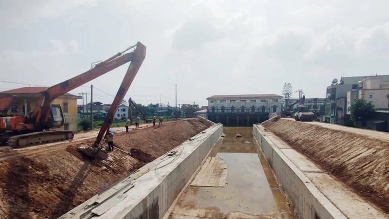 Bộ Nông nghiệp và Môi trường thúc các địa phương gia cố đê điều