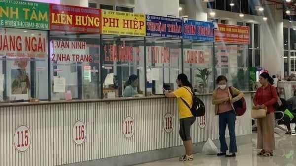 Nhiều tuyến xe khách 'cháy vé' dịp nghỉ lễ 30/4