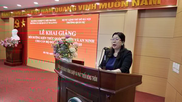Khai giảng lớp bồi dưỡng quốc phòng, an ninh cho cán bộ nông nghiệp, môi trường