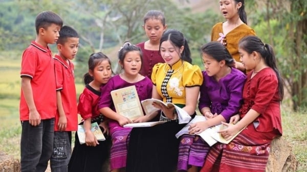 'Trả lại vị thế xứng đáng cho nhà giáo': Tâm huyết từ nghị trường