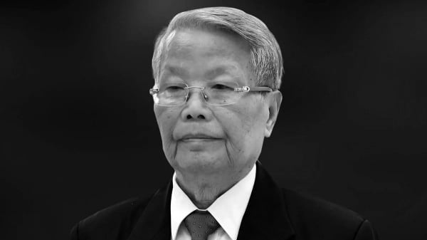 Treo cờ rủ, không tổ chức hoạt động vui chơi trong 2 ngày Quốc tang