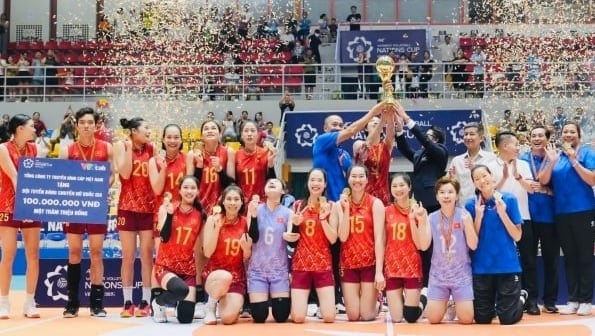 Tuyển bóng chuyền nữ Việt Nam lần đầu lên hạng 25 thế giới