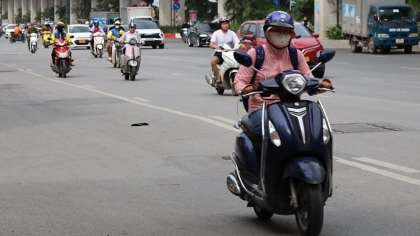 Xung quanh lệnh cấm xe máy xăng: [Bài 2] Hà Nội sẽ hỗ trợ gì cho người dân?