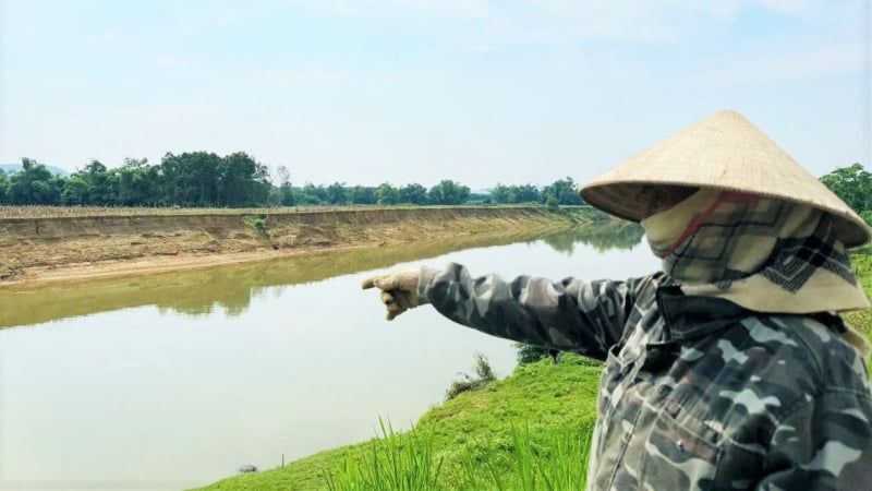 Sạt lở sông Ngàn Sâu đe dọa an toàn gần 20 hộ dân