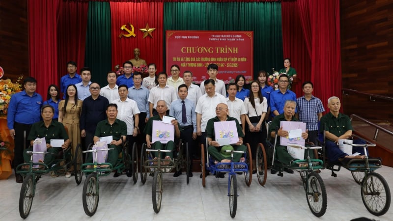 Cục Môi trường tổ chức hoạt động tri ân nhân Ngày Thương binh - Liệt sĩ
