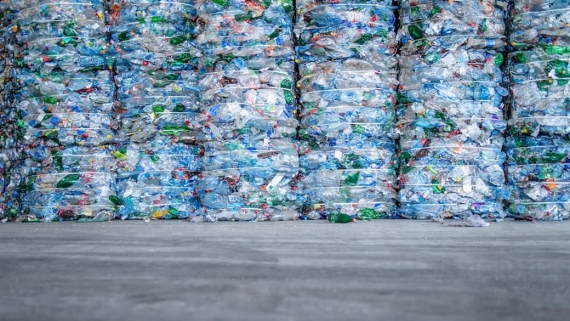 Chuyên gia y tế kêu gọi Liên hợp quốc cấm hóa chất độc hại trong nhựa