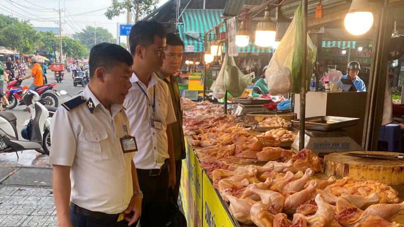 Giữ an toàn dịch bệnh cho đô thị lớn nhất nước
