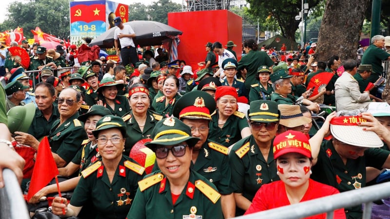 Hàng vạn người đón chờ Lễ diễu binh, diễu hành