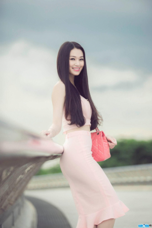 Người mẫu, diễn viên Khánh My.