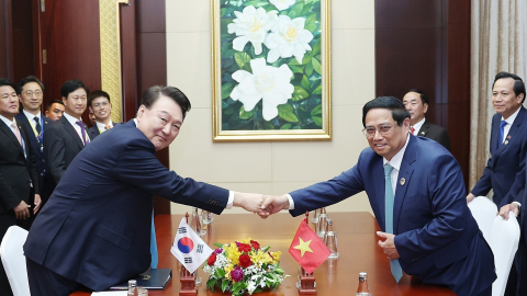 Thủ tướng Chính phủ Phạm Minh Chính hội kiến Tổng thống Hàn Quốc Yook Suk Yeol