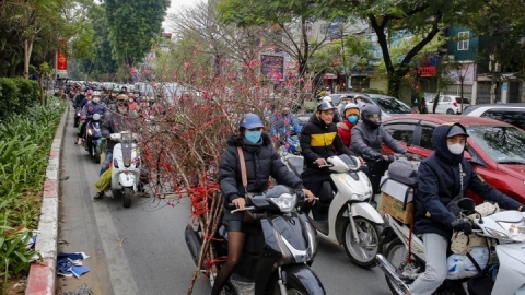 Chính phủ yêu cầu ngăn chặn ùn tắc, tai nạn giao thông dịp Tết Nguyên đán Ất Tỵ và Lễ hội xuân 2025