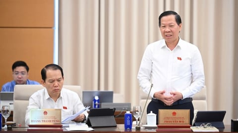 Dự thảo Luật nhà giáo: Tiền lương cần cao gấp đôi, gấp ba để thu hút những người giỏi nhất làm giáo viên