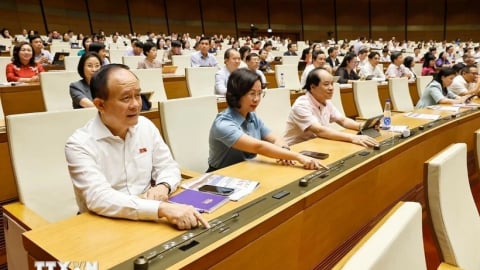 Tuần làm việc cuối cùng của Kỳ họp thứ 9, Quốc hội khóa XV: Biểu quyết thông qua nhiều Luật sửa đổi, bổ sung