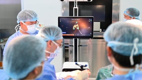 Vingroup công bố Quỹ Hỗ trợ 280 tỷ đồng, mở rộng cơ hội tiếp cận phẫu thuật robot cho người Việt