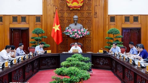 Thủ tướng Phạm Minh Chính: Rà soát văn bản pháp luật để khơi thông cho phát triển