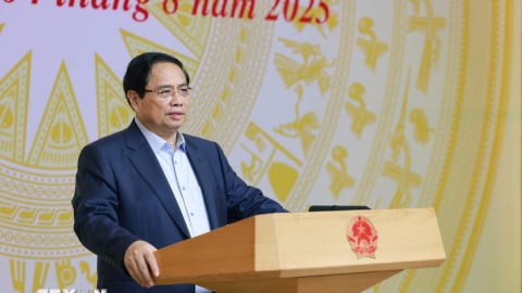 'Phát triển công nghiệp bán dẫn phải nghĩ sâu, làm lớn, nhìn xa, trông rộng'