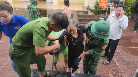 Nghệ An: Di dời hơn 1.300 cư dân khỏi khu chung cư cũ để tránh bão số 5
