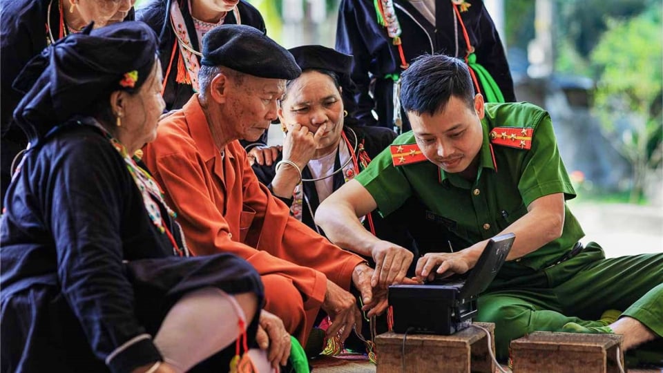 80 năm - vinh quang Công an nhân dân Việt Nam