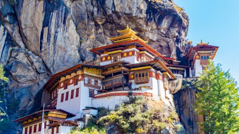 Thăm nơi Đức Liên Hoa Sinh từng giảng Kim cương thừa ở Bhutan