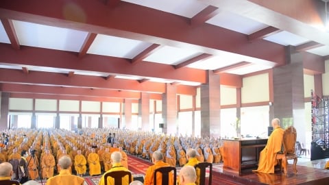 Đức Pháp chủ khai thị mở đầu khóa huân tu 10 ngày tại Học viện Phật giáo Việt Nam TP.HCM
