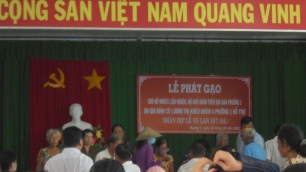 Từ thiện mùa Vu Lan