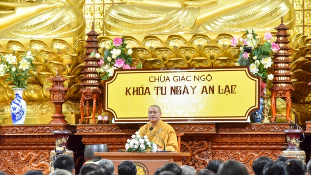 'Từ lũ lụt miền Trung, suy niệm lời Phật dạy trong Kinh Bát Đại Nhân Giác' - ĐĐ. Thích Quảng Tịnh