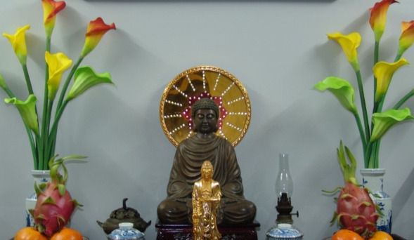 Những điều Phật tử nên biết khi lập bàn thờ Phật tại gia