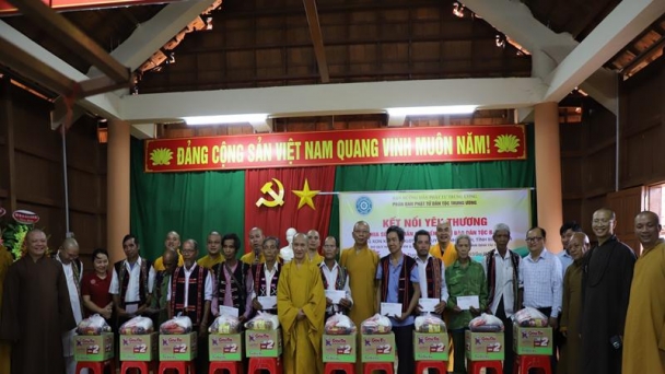 Bình Định: Phân ban Phật tử Dân tộc T.Ư và làm việc tại huyện Vĩnh Thạnh