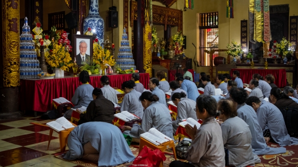 Người dân Hà Nội đến chùa cầu siêu, tưởng nhớ Tổng Bí thư Nguyễn Phú Trọng