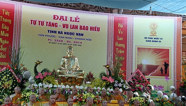 Khánh Hòa: Trang nghiêm Đại lễ Tự tứ Tăng - Vu Lan Báo hiếu 2014 