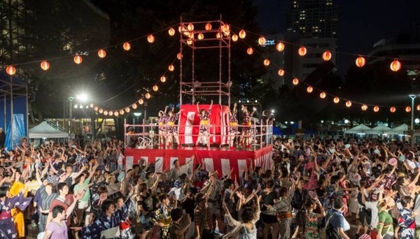 Nhật Bản: Chùm ảnh lễ Vu Lan Obon 2015