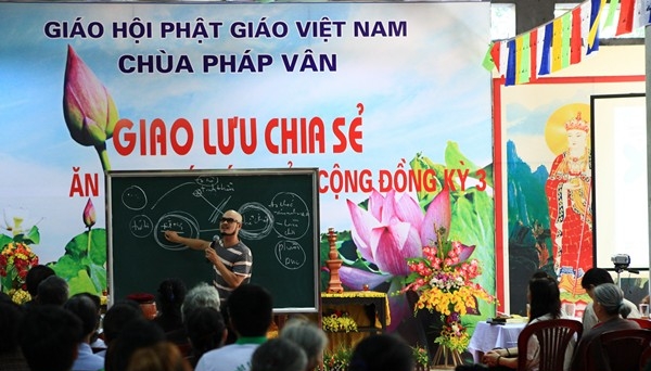 Hà Nội: Giao lưu chia sẻ “Ăn chay với sức khỏe cộng đồng”