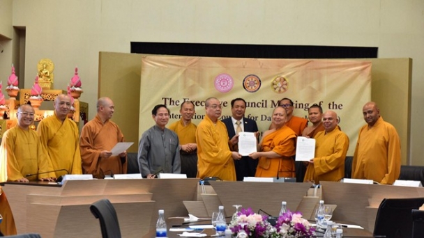 Thái Lan chuyển giao quyền đăng cai Vesak LHQ 2019 cho Việt Nam