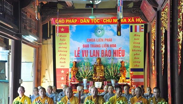 Hà Nội: Lễ Vu Lan Báo hiếu tại chùa Liên Phái