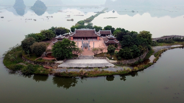 Cận cảnh ngôi chùa đăng cai đại lễ Vesak 2019 và khối Thiên thạch Mặt Trăng 600.000 USD