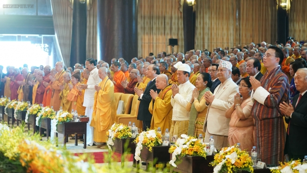 Thủ tướng Nguyễn Xuân Phúc tới dự khai mạc Đại lễ Phật đản Liên Hợp Quốc Vesak 2019